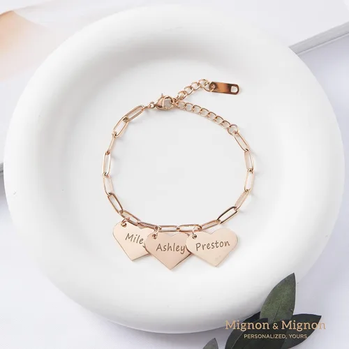 Miniatura 6 de MignonandMignon Pulsera de cadena de clip personalizada para ella, pulsera con colgante de corazón grabado personalizado, joyería con encanto