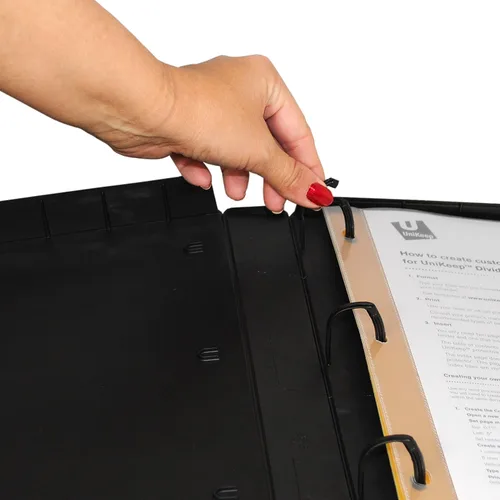 Miniatura 7 de UniKeep Carpeta de 3 anillos – La carpeta está totalmente cerrada, disponible en blanco, transparente o negro y en diferentes tamaños de lomo