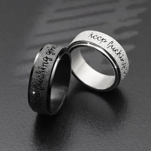 Miniatura 6 de Anillo giratorio para hombre, acero inoxidable, juguetes para ansiedad, anillos para hombres, 0.315 in de ancho, color negro, talla 9
