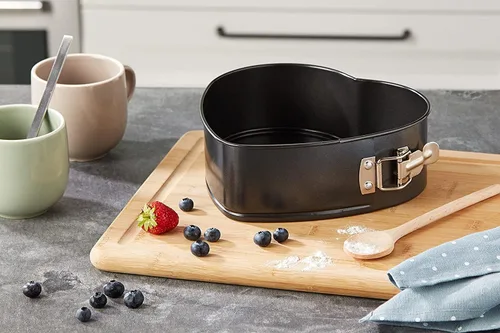 Miniatura 3 de IBILI Molde para pasteles en forma de corazón de 8.6 pulgadas Fabricado en España Molde desmontable con fondo extraíble / molde para pasteles a
