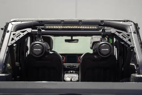 Miniatura 5 de DV8 Offroad Soporte de altavoz trasero y barra de luz para Jeep Wrangler JL 2018-2026 Monta sistemas de altavoces de abrazadera de barra