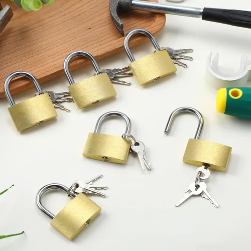 Miniatura 15 de Yaocom 24 piezas de candado con llave de latón sólido, pequeño candado amarillo para gimnasio, candado fuerte con la misma llave para equipaje