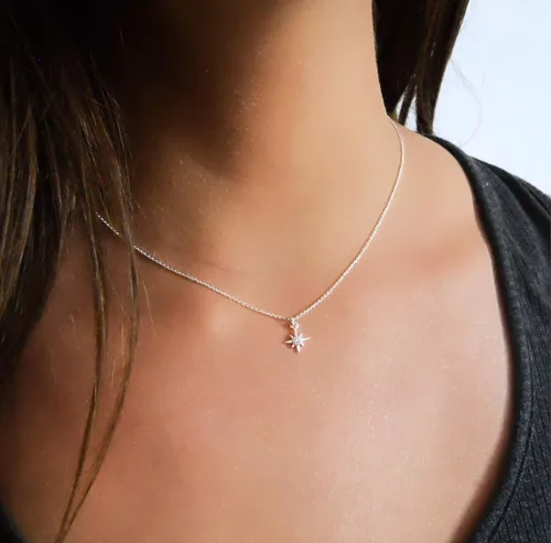 Miniatura 2 de Annika Bella Collar de plata de ley con estrella para mujer, longitud de 15 a 17 pulgadas, pequeño collar con dije de estrella del norte