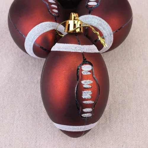 Miniatura 4 de Ochine 6 bolas de Navidad de fútbol con temática de pelota de Navidad, bolas decorativas colgantes de fútbol de Navidad, adornos de árbol de Navidad