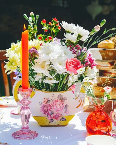 Miniatura 7 de Talking Tables, platos de cartón Truly Scrumptious, con diseño floral clásico, pequeños, 6.75 pulgadas, con 6 diseños, para un té o pícnic