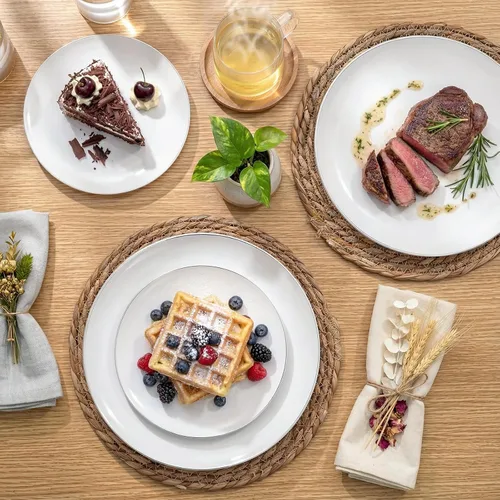 Miniatura 4 de KIRE 100 platos de plástico plateado, platos desechables blancos resistentes con borde plateado para fiesta/boda, incluye 50 platos llanos de 10.25
