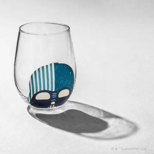 Miniatura 6 de JoyJolt Star Wars™ - Vasos para casco sin tallo, juego de 4 vasos grandes de vidrio de 19 onzas, regalos de cocina de guerra y coleccionables
