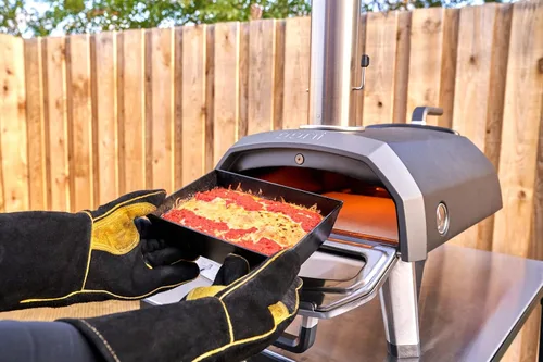 Miniatura 5 de Guantes para parrilla Ooni - Resistente al calor y al fuego, guantes protectores a prueba de calor perfectos para cocinar al aire libre, parrilla