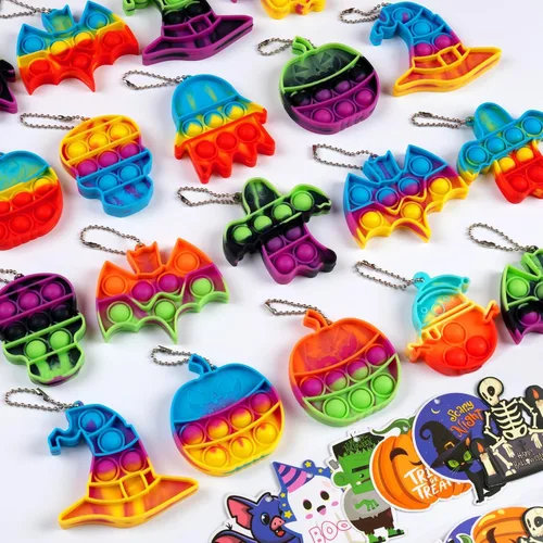 AMUHUA Recuerdos de fiesta de Halloween para niños - 24 piezas de mini juguetes de Halloween, llaveros de presión, juguetes para jugar con las