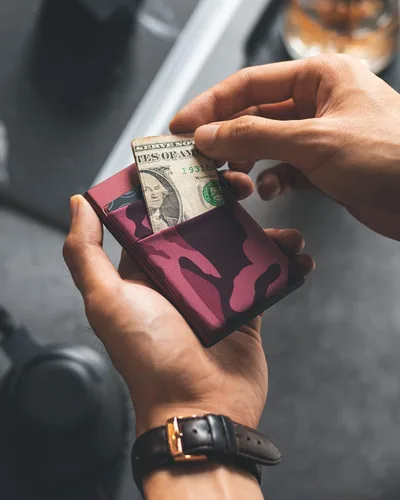 Miniatura 5 de VULKIT Cartera desplegable para tarjetas de crédito con bloqueo RFID, funda delgada de aluminio de metal con bolsillo para dinero para tarjetas