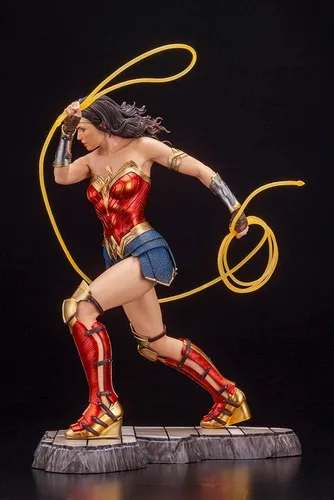 Miniatura 16 de Kotobukiya ARTFX DC Universe Wonder Woman WW84-1/6 Figura completa