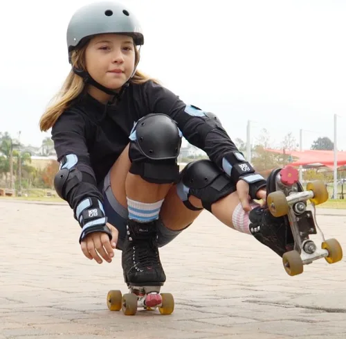 Miniatura 6 de Casco Multideporte Triple Certificado 80Six - Ideal para Bicicleta, Monopatín, Patineta, Patines en Línea y Patinaje en Línea NEGRO MATE
