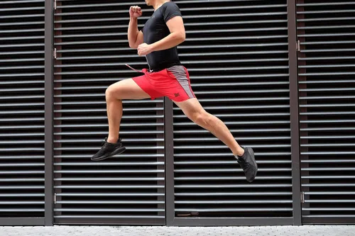 Miniatura 3 de BROKIG Pantalones cortos de gimnasio y culturismo de 5 pulgadas para hombre, pantalones cortos ligeros para correr y entrenar, cintura elástica