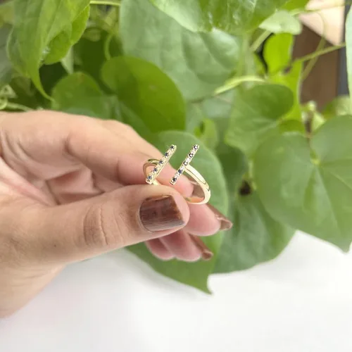 Miniatura 7 de Anillo de barra abierta de zafiro azul y diamante blanco alternativo para mujer, anillo de barra abierta de zafiro azul con acabado de oro de 14
