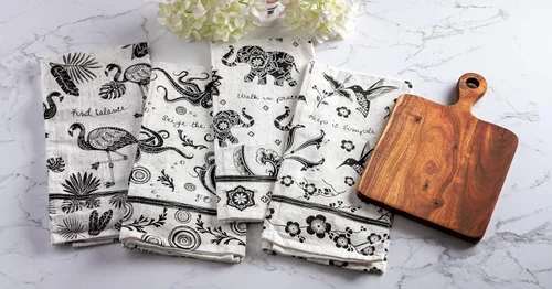 Miniatura 4 de Karma Gifts - Toalla de té bohemia en blanco y negro, algodón, sirena, 18 x 22 pulgadas