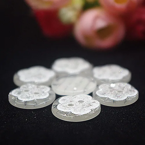 Miniatura 2 de 50 botones de resina con diseño de estrellas y flores, 2 agujeros, para coser, álbumes de recortes y manualidades (flor con purpurina de 0.492 in)