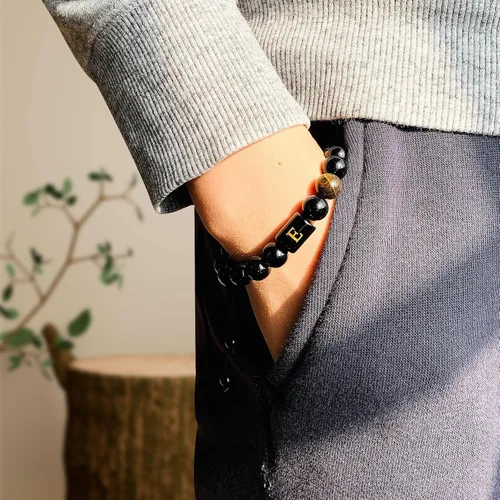 Miniatura 27 de SUMMER LOVE Regalos para el Día del Padre, pulsera con inicial de piedra de ónix negro de 0.394 pulgadas para hombres, pulsera de cuerda trenzada