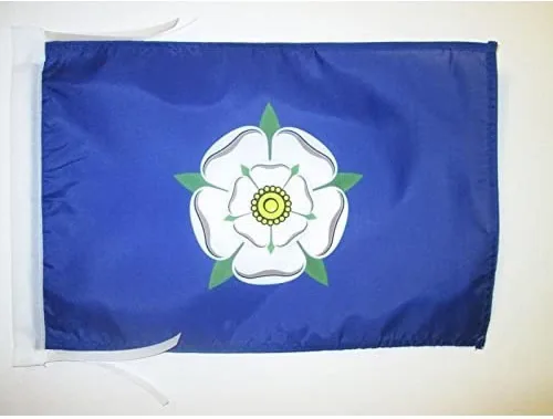 Miniatura 391 de Bandera de México AZ FLAG, 45.7 x 30.5 cm, con cordones - Pequeñas banderas mexicanas de 30 x 45 cm - Bandera de 45.7 x 30.5 cm