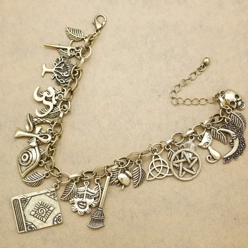 Miniatura 3 de RechicGu Mythology - Pulsera de cuento de hadas con dije de la suerte, diseño de gato celta con hoja de cruz y luna