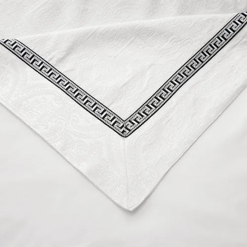 Miniatura 6 de HiEnd Accents - Juego de ropa de cama de campo francés Liza Matelassé con fundas de almohada y falda de cama, tamaño Queen, patrón de medallón