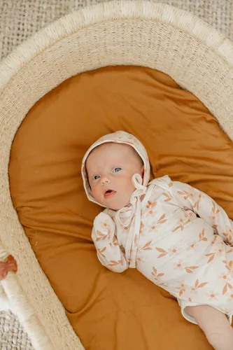 Miniatura 3 de Copper Pearl Baby Bonnets Rue