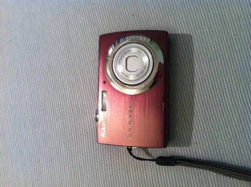 Miniatura 3 de Nikon Coolpix S230 - Cámara digital de 10 MP con zoom óptico de 3 x y panel táctil LCD de 3 pulgadas (negro azabache)