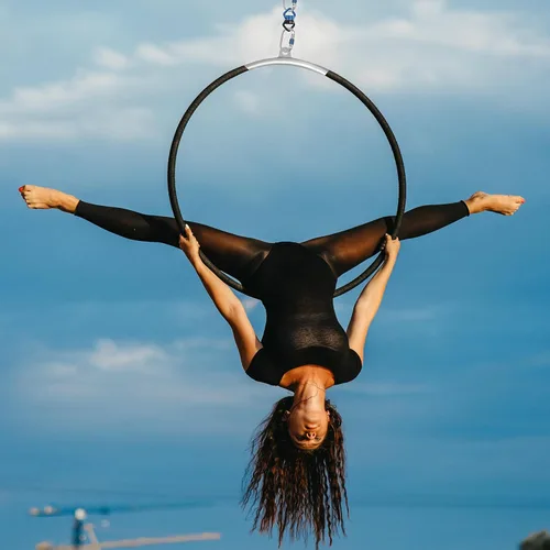 Miniatura 8 de Aerial Hoop 90cm/95cm Single Point Lyra Hoop Set, Includes Storage Bag, Carabiners, Swivel, Strop, and Tape for Beginners, Home Practice, and Circus