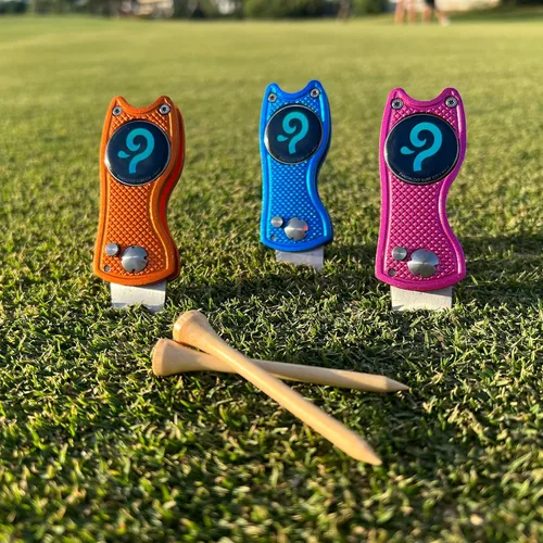 Miniatura 2 de Herramienta plegable de golf Divot con marcador de bola magnético