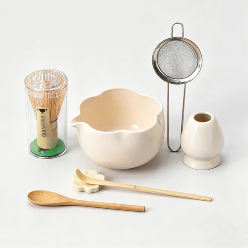 Juego de Matcha, 8 piezas de cerámica floral con juego de batidor de Matcha, soporte, cuchara, reposa-cuchara, colador, cuchara y paño de té - Juego