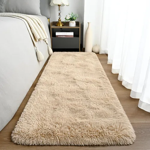 Goideal Alfombra mullida para dormitorio, sala de estar, alfombra de noche beige de 2 x 6 pies, pelo largo de pelo sintético, alfombra moderna,