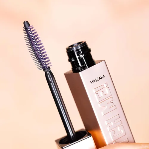 Miniatura 6 de Whats Up Beauty - Watch Me! Máscara voluminizadora y alargadora negra con péptidos + vitamina B5 Limpia, libre de crueldad, sostenible Hecho