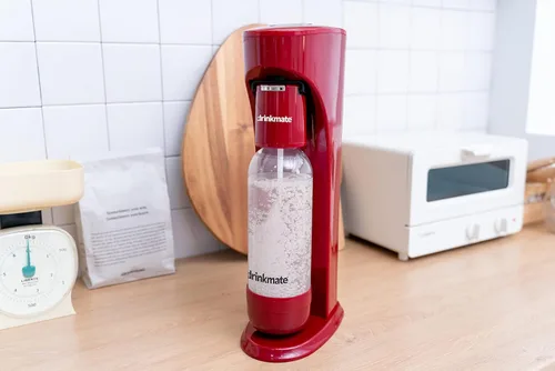 Miniatura 6 de Máquina para hacer agua con gas DrinkMate, con cilindro de 3 oz, Rojo Royal Red
