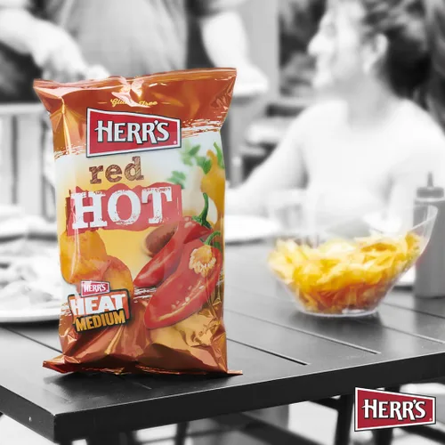 Miniatura 8 de HERR'S Papas fritas Red Hot, 1 onza (paquete de 36 bolsas) – Papas fritas crujientes y picantes – Perfectas para los amantes de los snacks que les
