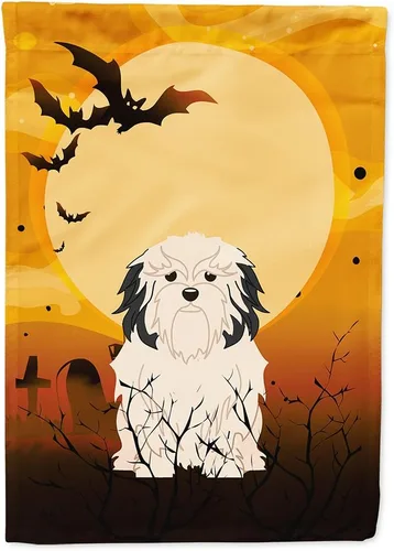 Miniatura 77 de Caroline's Treasures BB4307GF - Bandera de Halloween Airedale para jardín, bandera decorativa para patio exterior, obras de arte de patio, macizos