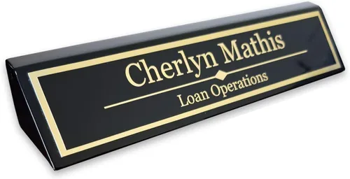 Miniatura 2 de Placa de nombre personalizada para escritorio, títulos y estilos personalizados (2 x 8 pulgadas, acabado de piano negro con soporte de cuña)