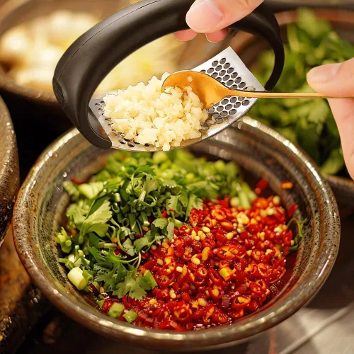 Mecedora de prensa de ajo, manual portátil de acero inoxidable, trituradora de ajo con tambor de pelado de ajo para el hogar, utensilios de cocina,