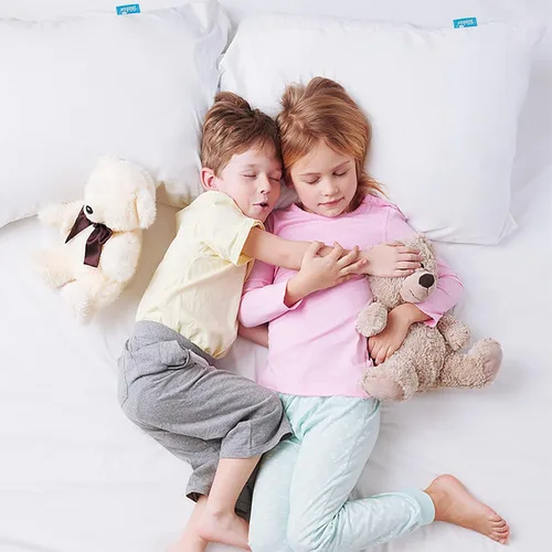 Miniatura 2 de Paquete de 4 fundas de almohada impermeables para niños pequeños, con cremallera, para almohadas de 13 x 18 pulgadas y 14 x 19 pulgadas, fundas