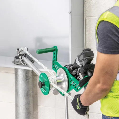 Miniatura 10 de Greenlee G1 Versi-Tugger - Extractor de cable eléctrico de mano, 1,000 libras, 1/2" - 4