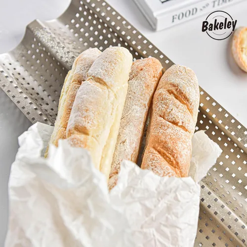 Miniatura 6 de Pan de baguette francés, bandeja perforada para hornear baguette de 2 panes, 14.75 x 9.45 pulgadas, sartén antiadherente ultraventilada para hornear