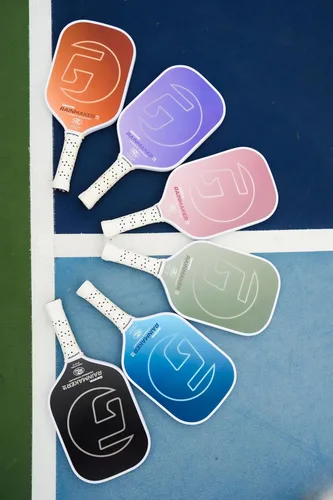 Miniatura 5 de GAMMA Rainmaker - Paleta de pickleball ligera, grande, cara de fibra de carbono de microcuentas para mayor giro y control, peso de giro