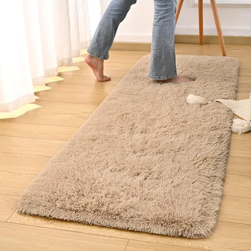 Miniatura 4 de DweIke Alfombras de pasillo beige esponjosas para dormitorio, 2 x 6 pies, alfombra larga de felpa suave para niñas y niños, antideslizante y lavable