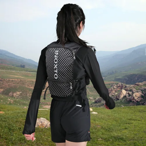 Miniatura 7 de INOXTO Running Hydration Vest Backpack,Lightweight Insulated Pack with 1.5L Water Bladder Bag Daypack for Trail Hiking Running Cycling Race Marathon