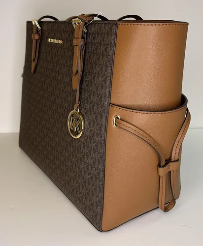 Miniatura 7 de Michael Kors MICHAEL Michel Kors Gilly - Bolsa de viaje con cordón grande con doble cierre para la muñeca