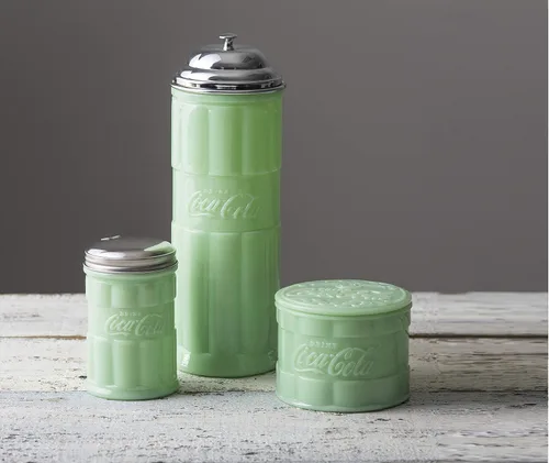 Miniatura 2 de Tablecraft Coca-Cola - Vertedor de Azúcar de Jadeíta 3.25 x 3.25 x 5", color verde