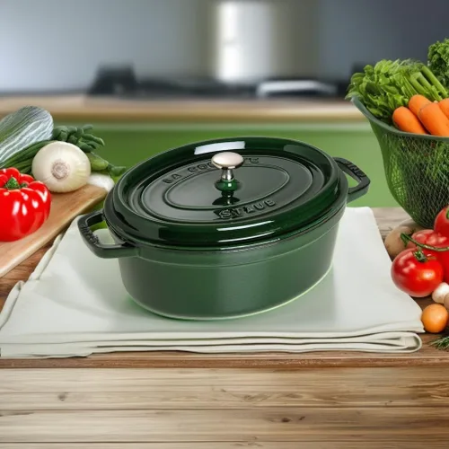 Miniatura 3 de Staub Cocotte ovalado de 3.25 cuartos de galón, verde Brasil