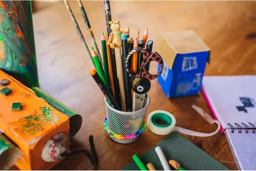 Miniatura 5 de Fiskars 1004612 Tijeras de animales para niños con motivo de mariquita, a partir de 4 años, longitud: 5.1 in, para diestros e izquierdos, hoja