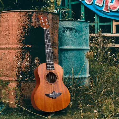 Miniatura 3 de AKLOT Ukelele tenor de 5 cuerdas, ukelele tenor de 26 pulgadas, color caoba maciza, ukelele con bolsa de concierto, cinturón, cuerdas adicionales