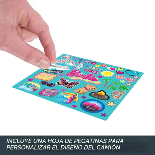 Miniatura 5 de Barbie Hot Wheels RC SUV, vehículo de control remoto que se adapta a 2 muñecas de moda y accesorios, incluye pegatinas aplicadas por niños
