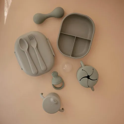 Miniatura 6 de mushie - Vaso entrenador para bebés Fabricado en Dinamarca Tapa con torsión resistente a fugas y asas 6 meses + (salvia)