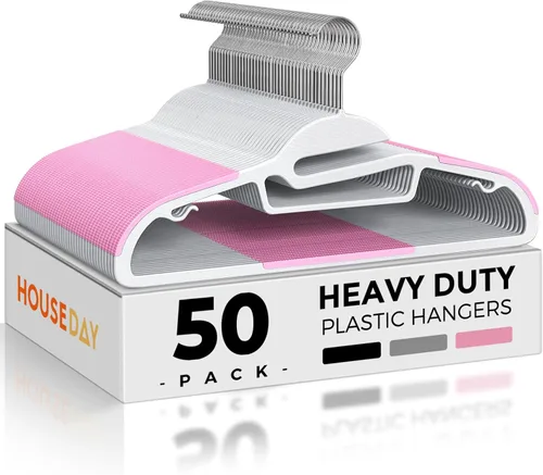 HOUSE DAY Paquete de 50 perchas de plástico rosa, delgadas que ahorran espacio, perchas antideslizantes con almohadillas de goma, percha resistente
